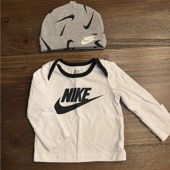 Nike Outfit - Picture 3 of 5
